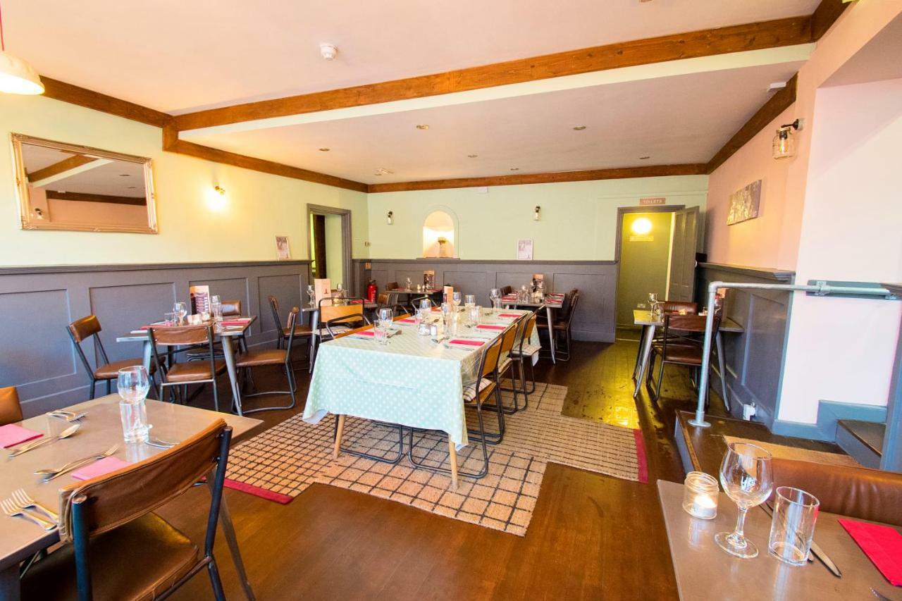 Nik The Greek Bed and Breakfast Burry Port Εξωτερικό φωτογραφία