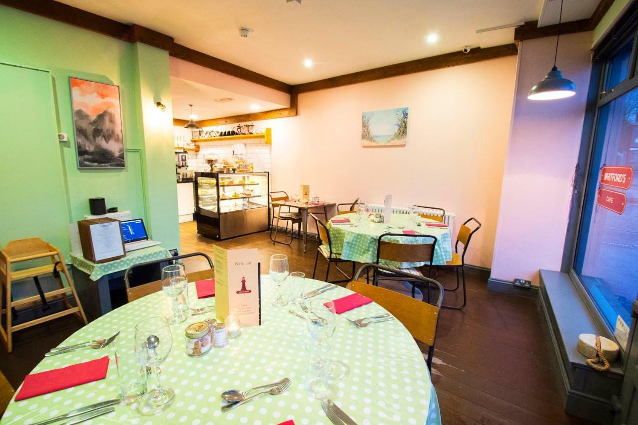 Nik The Greek Bed and Breakfast Burry Port Εξωτερικό φωτογραφία